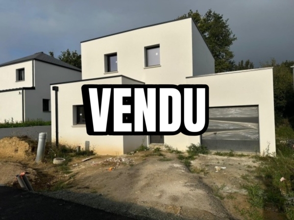 FAY-DE-BRETAGNE MAISON 6 PIÈCES 130 M²