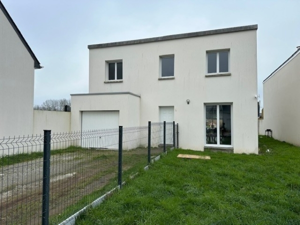 Besné - Maison 6 pièces 117 m²